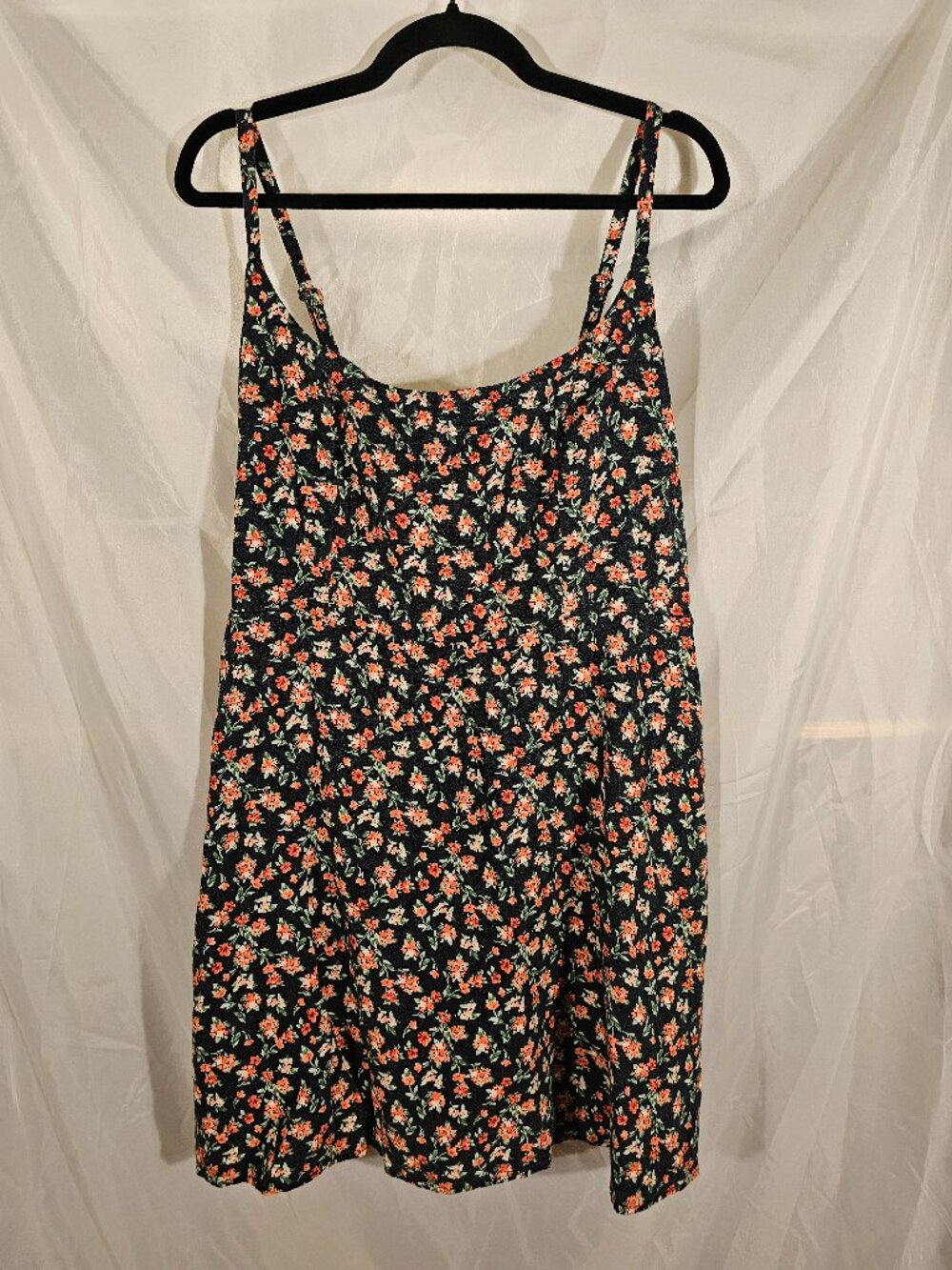 Old Navy navy floral baby doll cami dress. Size XL